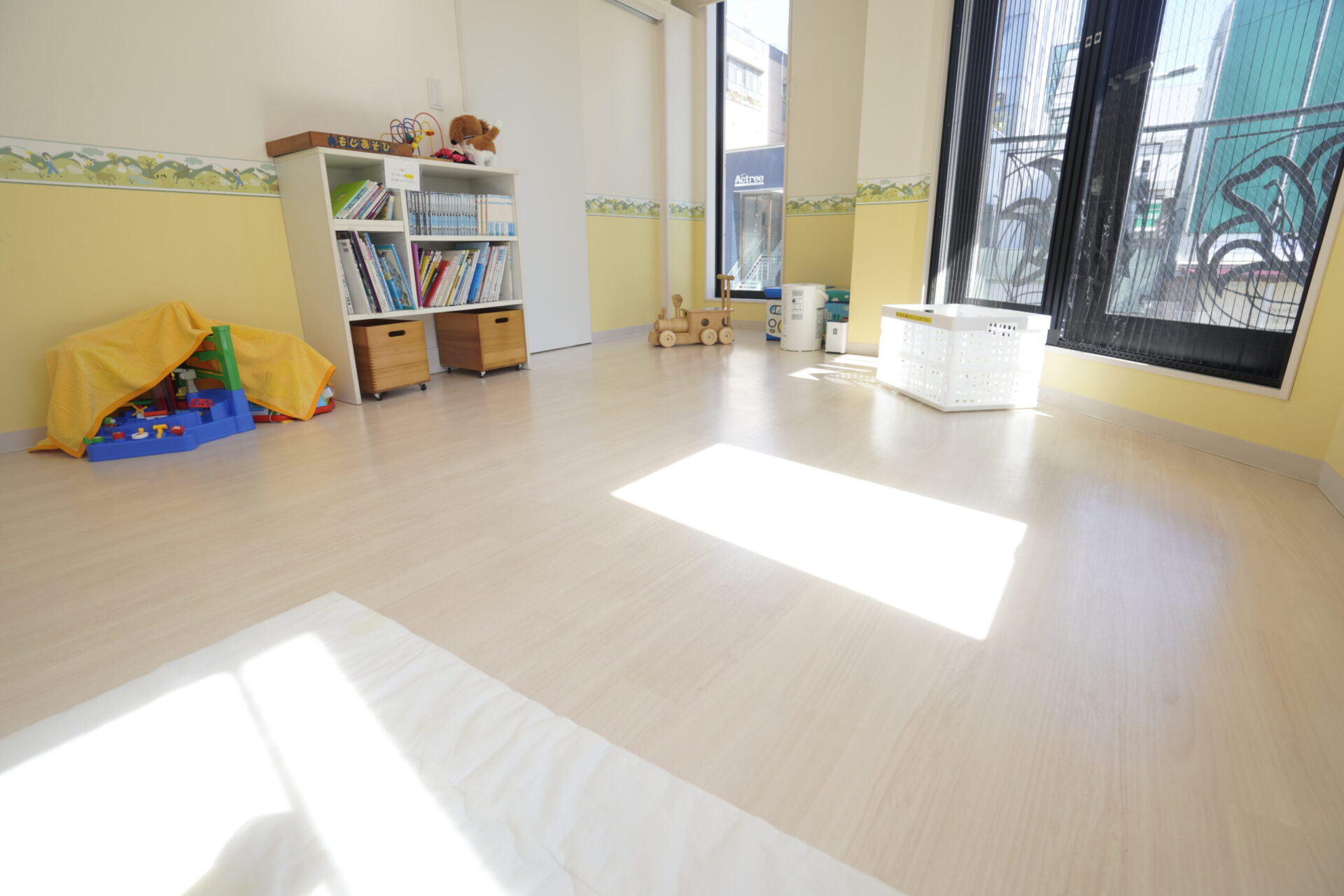 綺麗なキッズスペース しらゆり歯科医院